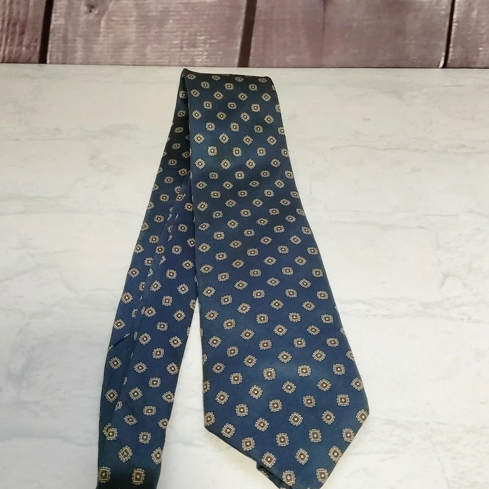 Lands' End Silk Men's Tie Necktie Blue Geometric Square Handsewn Classic Formal